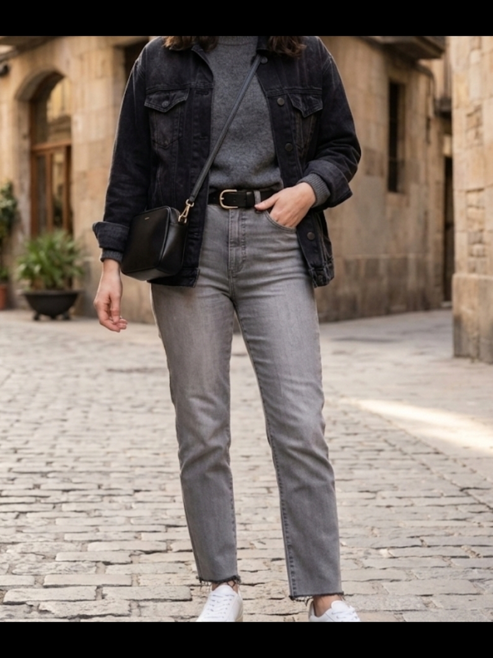Express Slim Super High-Rise Gray Straight Jeans